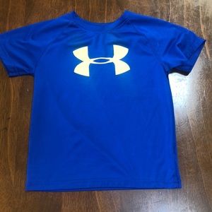 Under armour shirt